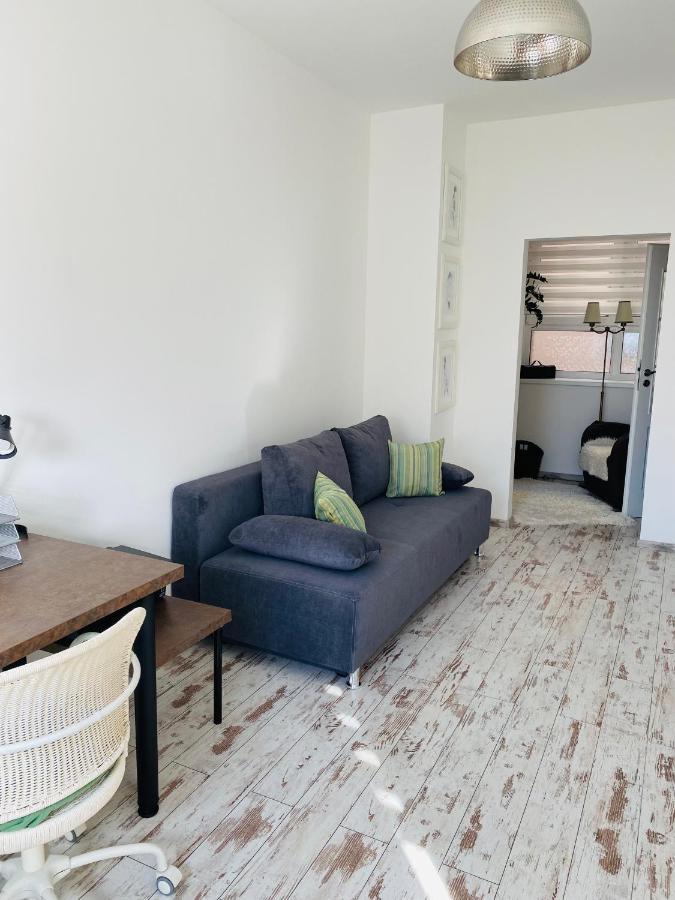 Residence Park Lovely Apartman With Private Parking Kiszucaújhely Kültér fotó